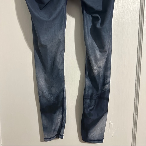 Sol and Mane Medium Leggings Blue and White - Picture 7 of 10